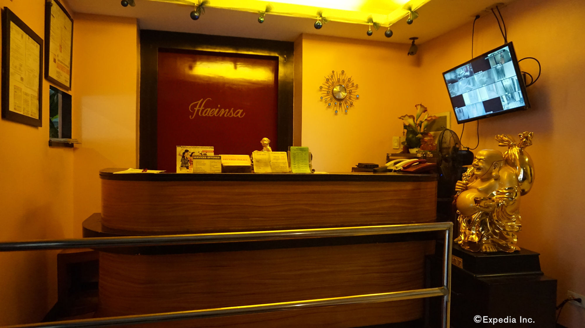 Haeinsa Condotel Hotel Quezon City