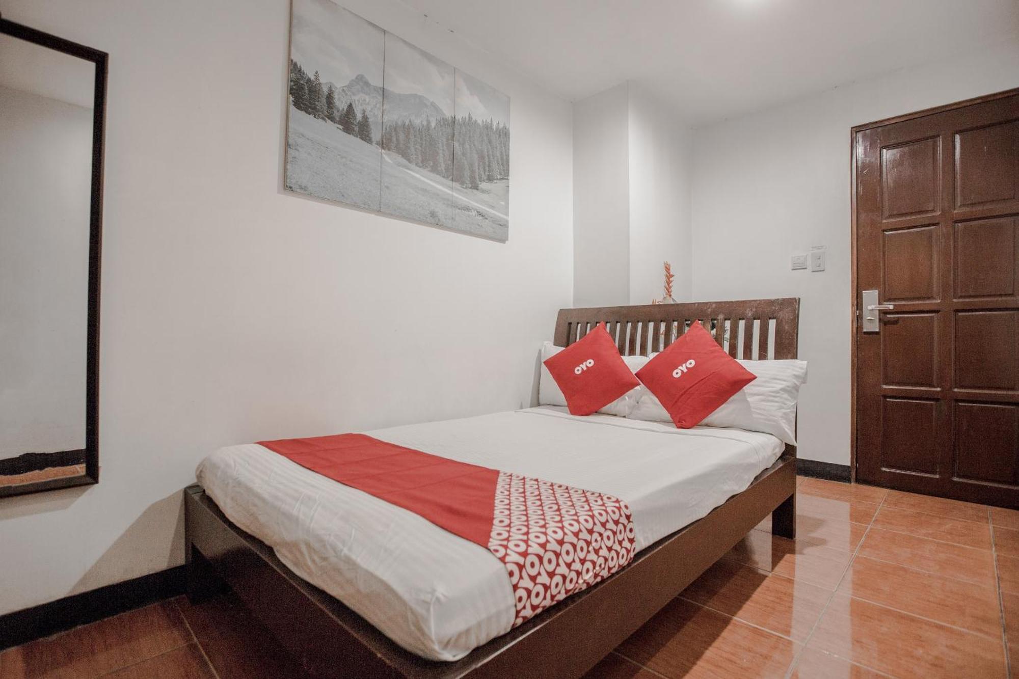 Haeinsa Condotel 2* Quezon City